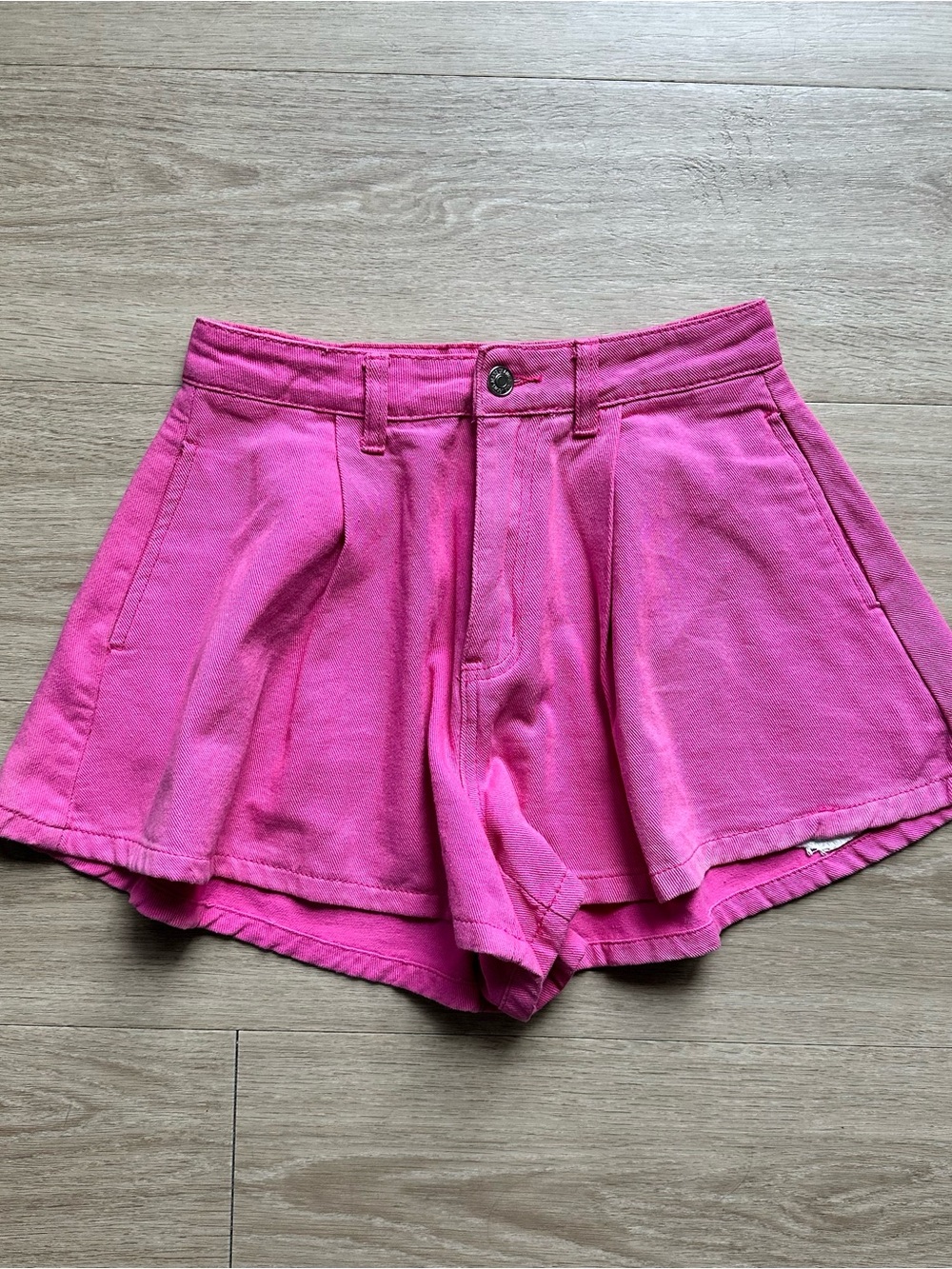 SHEIN Pink High-Waist Pleated Women's Shorts